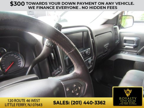 Used 2017 Chevrolet Silverado 1500 LT w/ All Star Edition image 10