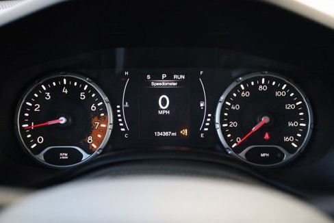 Used 2017 Jeep Renegade Altitude image 16