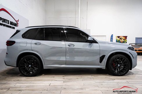 Used 2024 BMW X5 sDrive40i w/ M Sport Package image 33