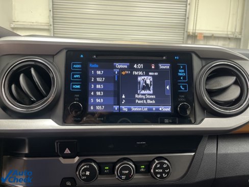 Used 2019 Toyota Tacoma SR5 image 16