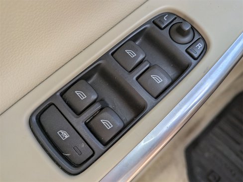 Used 2015 Volvo S60 T5 Premier image 21