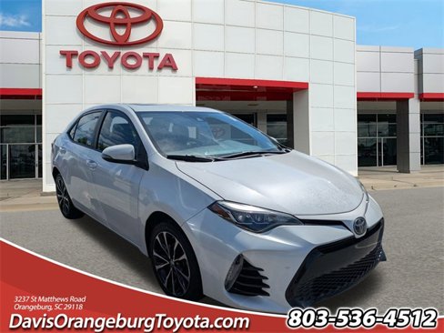 Used 2018 Toyota Corolla XSE image 1