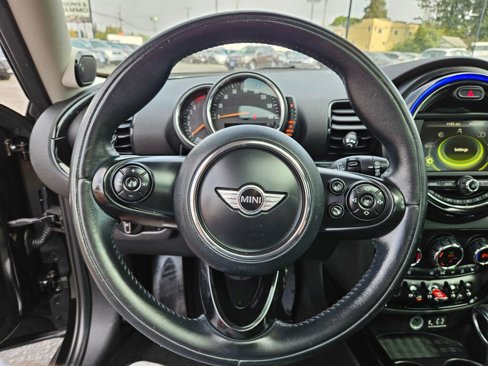 Used 2016 MINI Cooper Clubman image 18