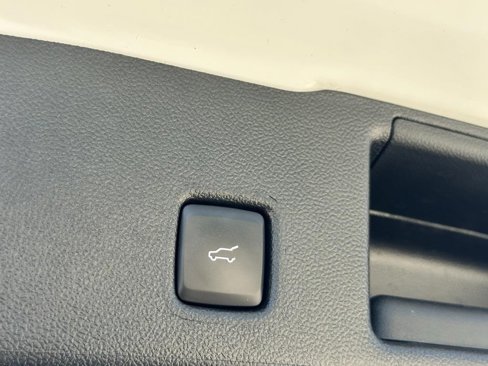 Used 2023 Ford Escape Active image 15