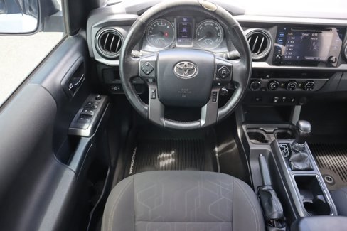 Used 2018 Toyota Tacoma TRD Sport image 20