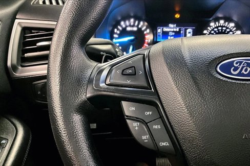 Used 2016 Ford Edge SE image 18