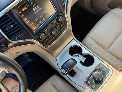 Used 2014 Jeep Grand Cherokee Limited image 20