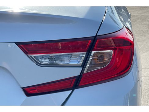 Used 2020 Honda Accord LX image 15
