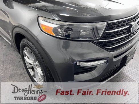 Used 2020 Ford Explorer XLT w/ Equipment Group 202A image 10