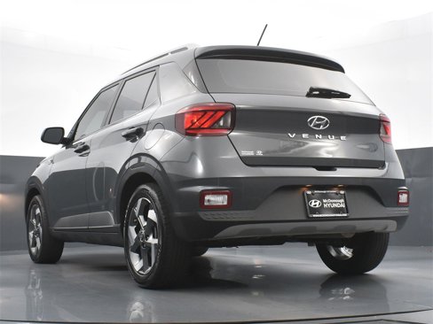 Certified 2024 Hyundai Venue SEL image 25
