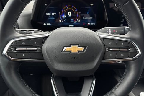 Used 2025 Chevrolet Equinox LT image 27