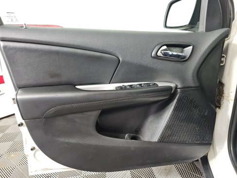 Used 2016 Dodge Journey SE image 15