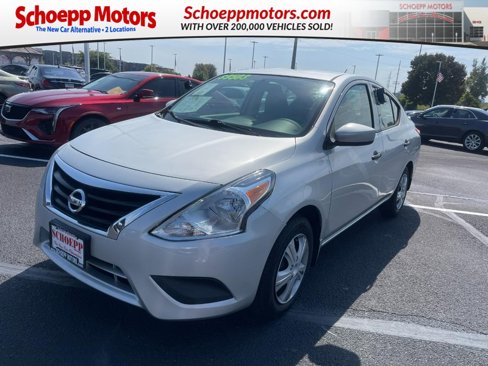 Used 2017 Nissan Versa S Plus image 1