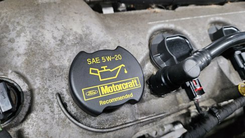 Used 2010 Ford Taurus Limited image 46