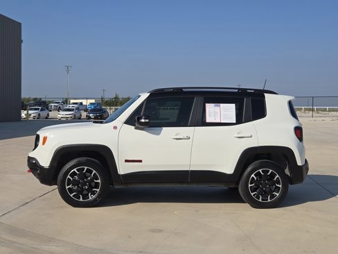 Used 2023 Jeep Renegade Trailhawk image 5