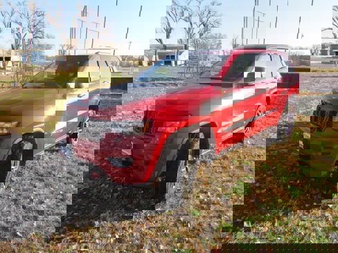Used 2020 Jeep Grand Cherokee Trailhawk w/ Trailhawk Luxury Group image 3