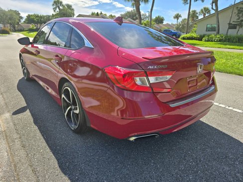 Used 2018 Honda Accord Sport image 7