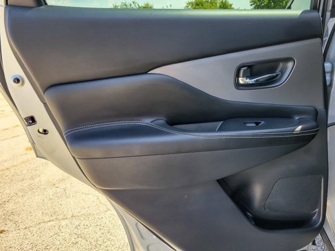 Used 2021 Nissan Murano SV w/ SV Special Edition Package image 18