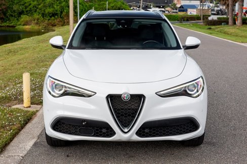 Used 2021 Alfa Romeo Stelvio Ti w/ Nero Edizione image 8