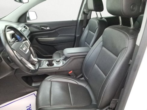 Used 2023 GMC Acadia SLT image 12