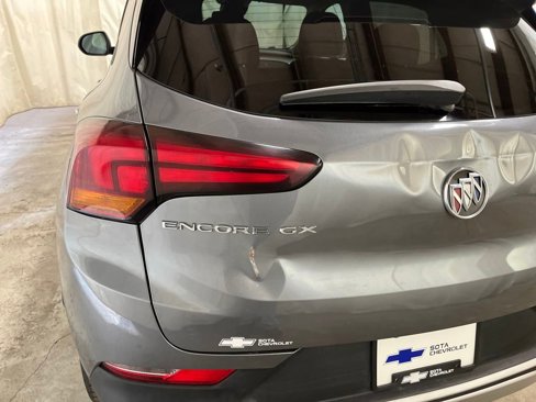 Used 2021 Buick Encore GX Preferred image 30