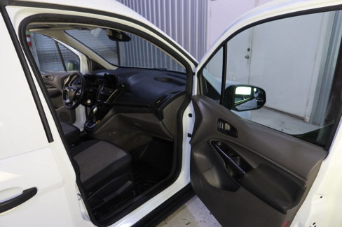 Used 2020 Ford Transit Connect XL image 12