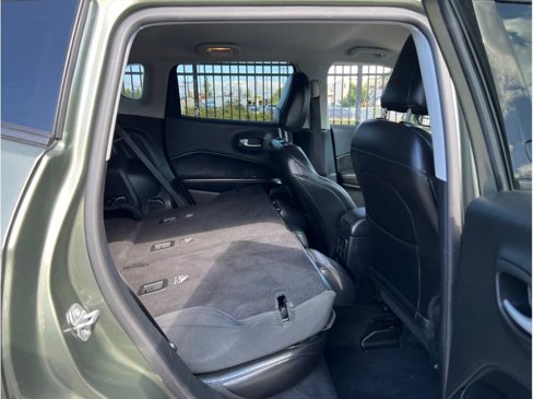 Used 2018 Jeep Compass Latitude w/ Popular Equipment Group image 19
