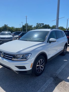 Certified 2020 Volkswagen Tiguan SE image 4