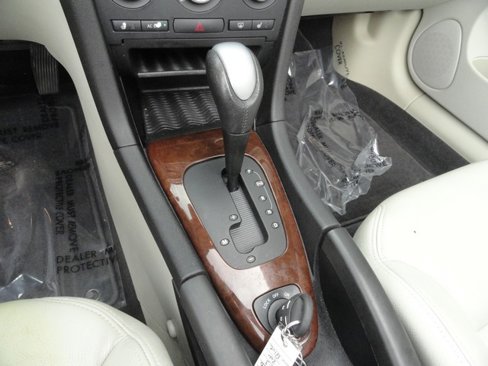 Used 2008 Saab 9-3 2.0T w/ Cold Weather Package image 12
