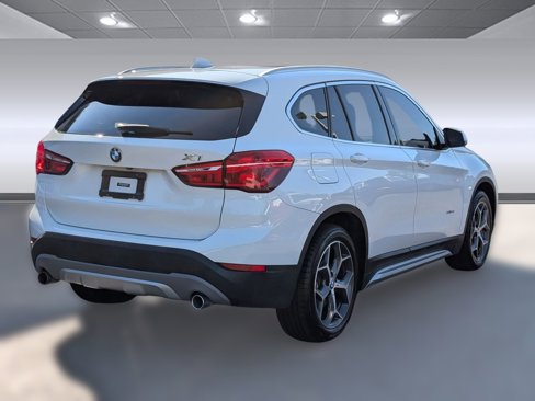 Used 2018 BMW X1 xDrive28i image 9