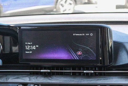 Used 2024 Kia Carnival EX image 17
