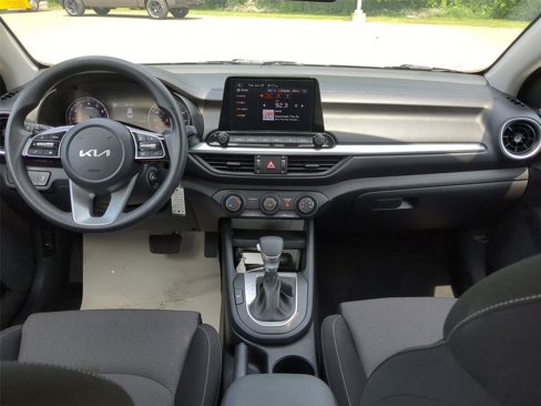 Used 2024 Kia Forte LXS image 13