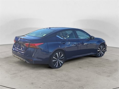 Used 2022 Nissan Altima 2.5 SR image 5