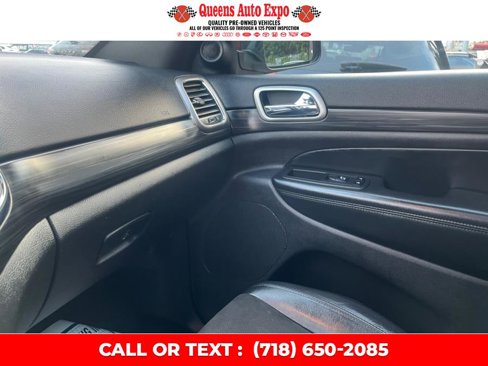 Used 2019 Jeep Grand Cherokee Altitude image 12