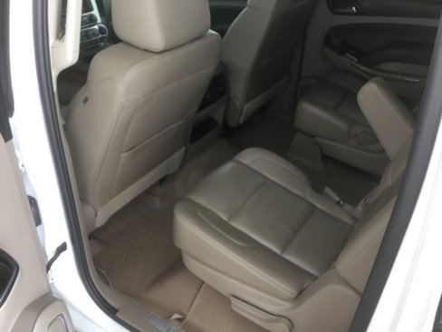 Used 2018 Chevrolet Suburban Premier image 15