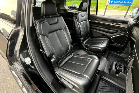 Used 2021 Jeep Grand Cherokee L Limited image 28
