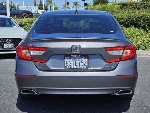 Used 2018 Honda Accord Sport image 14