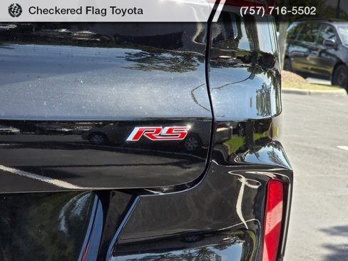 Used 2021 Chevrolet TrailBlazer RS w/ Convenience Package image 8