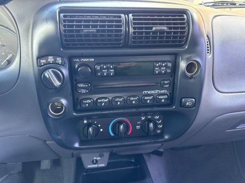 Used 2002 Ford Ranger XLT image 14