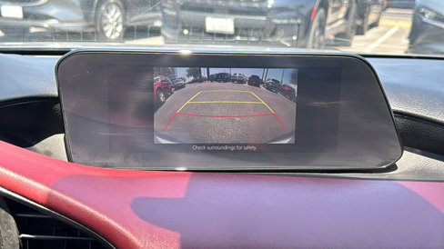 Used 2020 MAZDA MAZDA3 Hatchback w/ Premium Package image 26