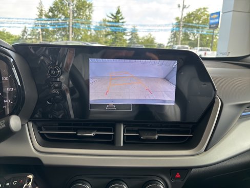 New 2025 Chevrolet Trax LS w/ LS Convenience Package image 21