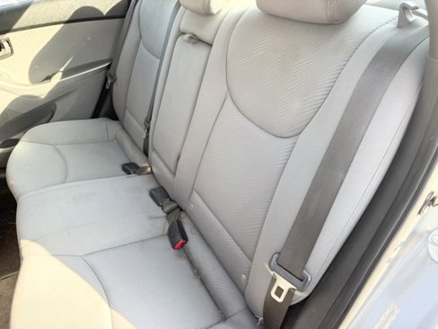 Used 2013 Hyundai Elantra GLS image 7