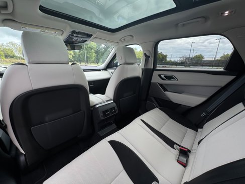 Used 2020 Land Rover Range Rover Velar R-Dynamic S image 45