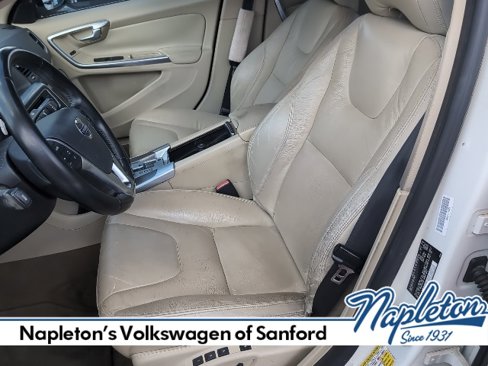 Used 2012 Volvo S60 T5 image 9