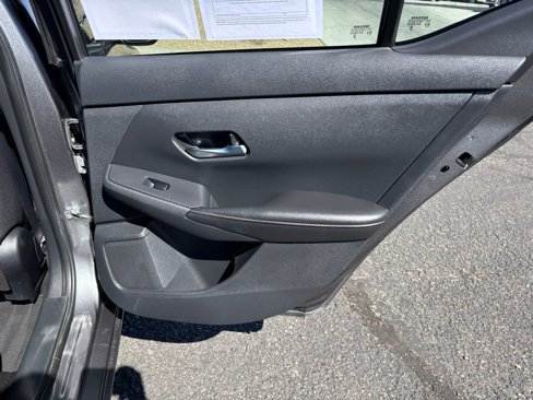 Used 2023 Nissan Sentra SV image 10