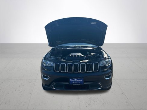 Used 2017 Jeep Grand Cherokee Limited w/ Trailer Tow Group IV image 4