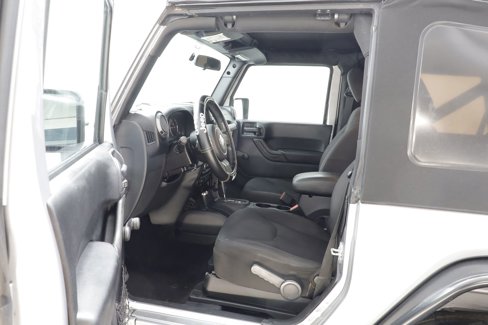 Used 2015 Jeep Wrangler Sport image 8