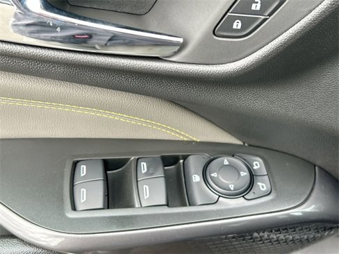 New 2025 Chevrolet Trax ACTIV w/ Sunroof Package image 23
