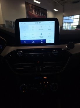 Used 2022 Ford Escape SEL image 19