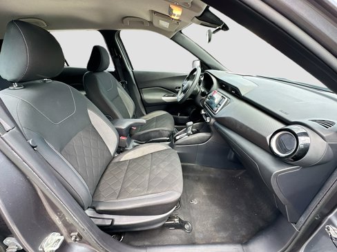 Certified 2020 Nissan Kicks SV image 24